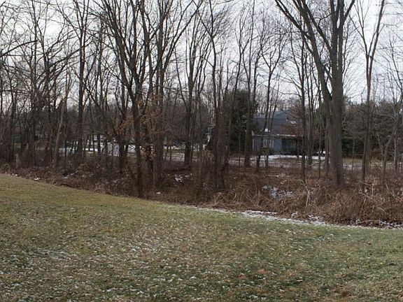 3rd image of 109 Summer Hill Dr