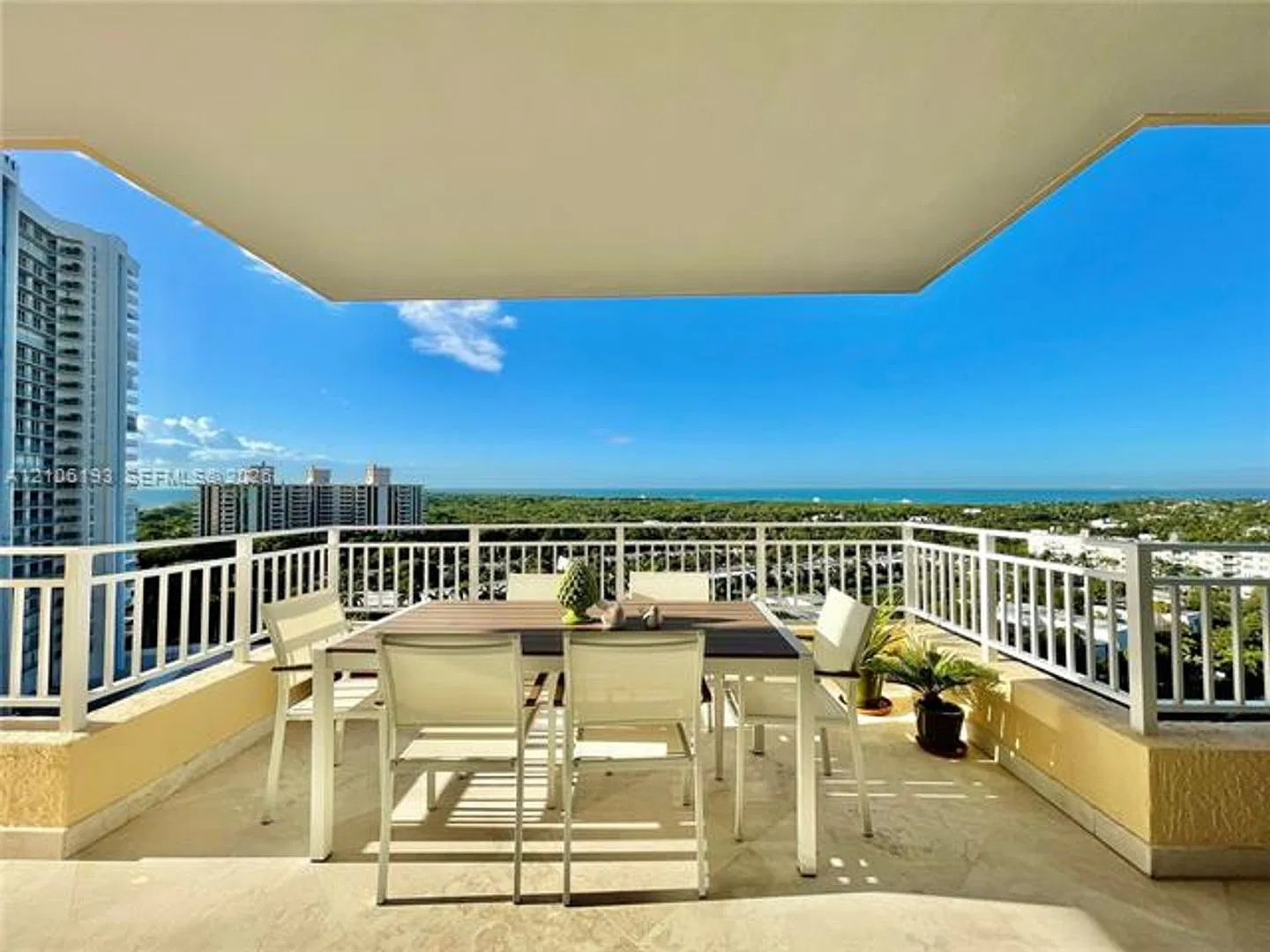799 Crandon Blvd cu-1203, Key Biscayne, FL 33149 — Photo 3