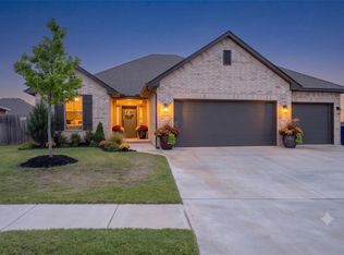 4604 Bermuda Dr, Mustang, OK 73064