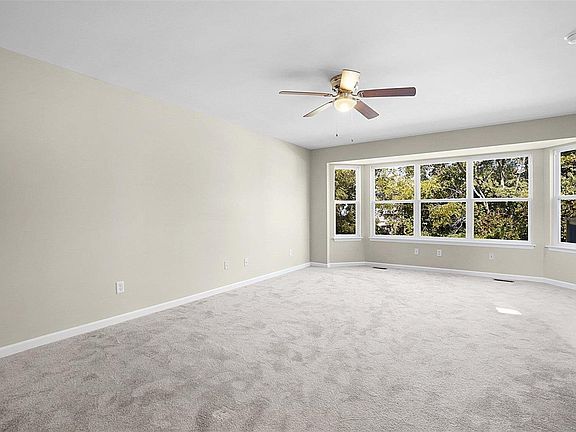 3rd image of 3837 Dorchester Ct