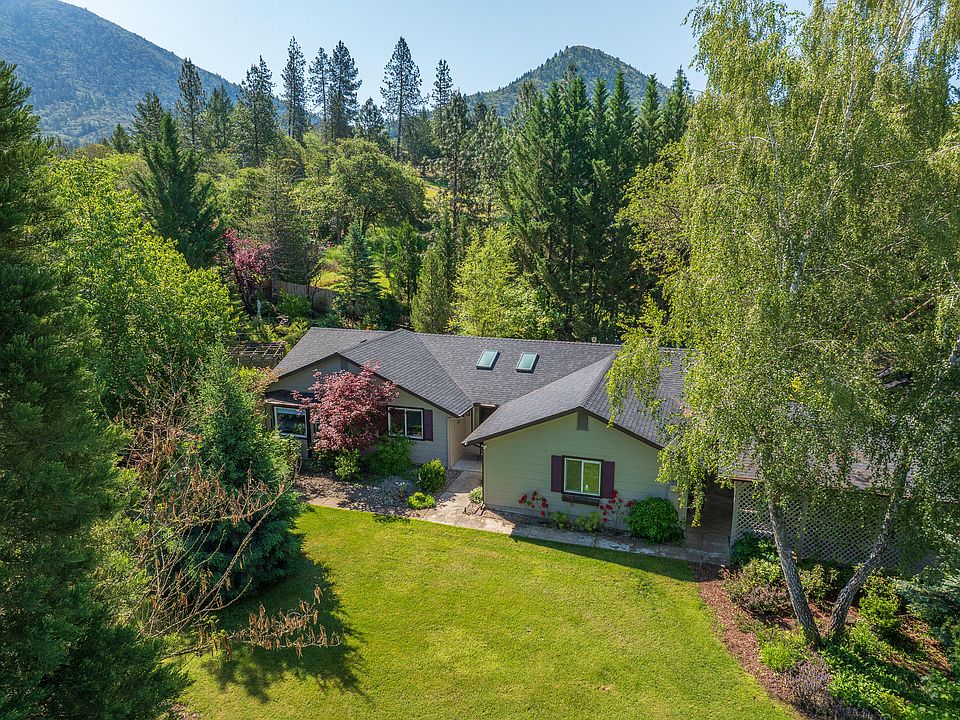 1st image of 345 Ponderosa Ln