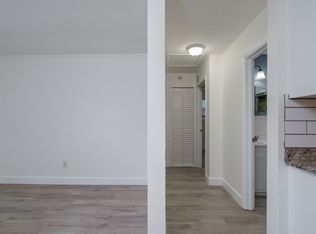 8017 Parental Cir, Jacksonville, FL 32216