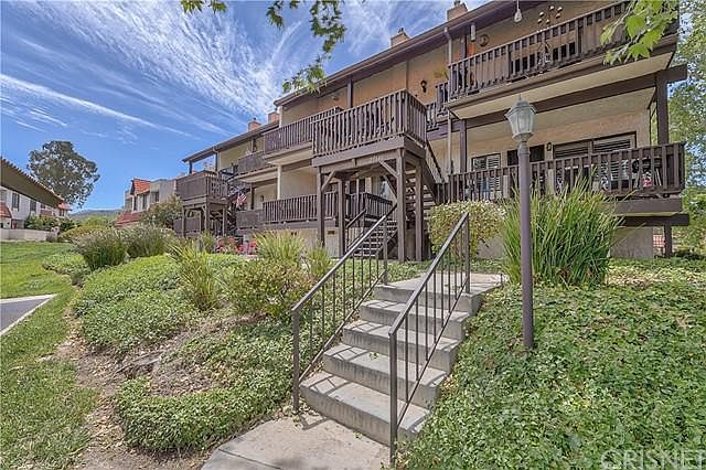 1st image of 27646 Nugget Dr APT 7