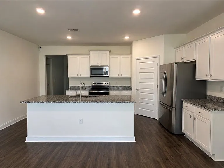 236 Sullivan St — Photo 8