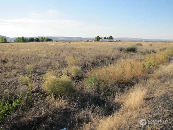 13273 NW Drumheller Road, Ephrata, WA 98823