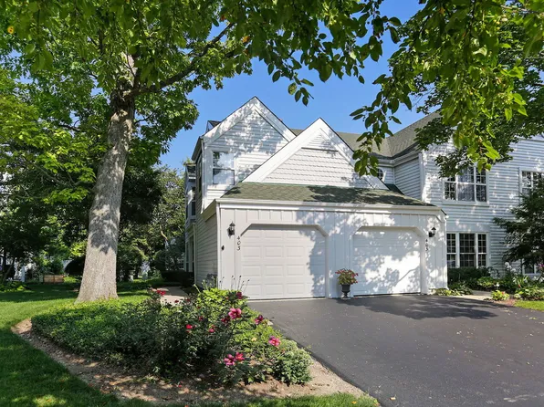 403 Hill St #403, Wauconda, IL 60084
