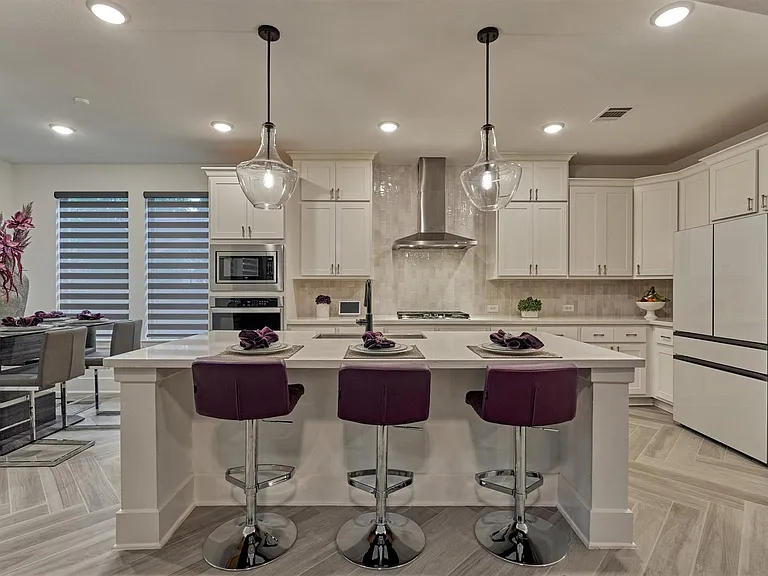 407 Tulip Tree Ct — Photo 3