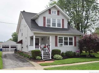 66 Sawyer Ave, Lancaster, NY 14086