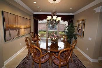 3rd image of 7 Heathcliffe Ct