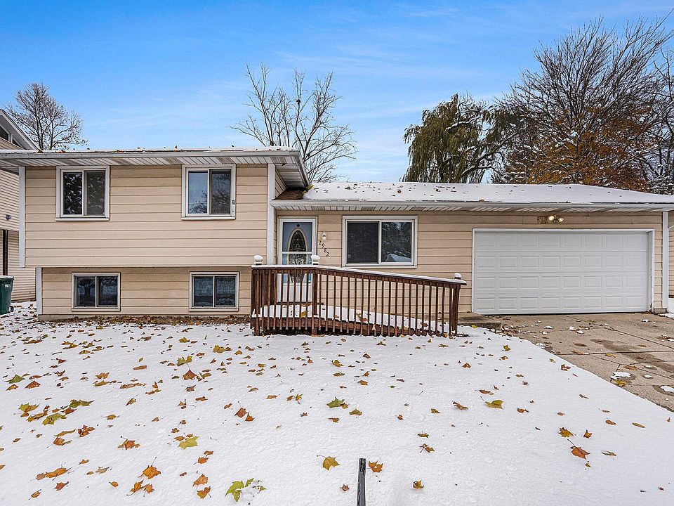 1st image of 2982 Princeton Dr