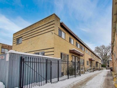 4326 N Kedvale Ave APT A, Chicago, IL, 60641