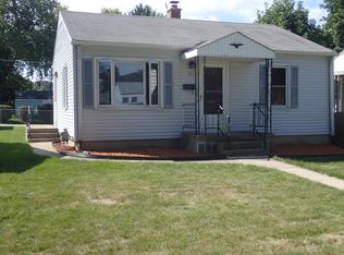 821 E Howard Ave, Milwaukee, WI 53207