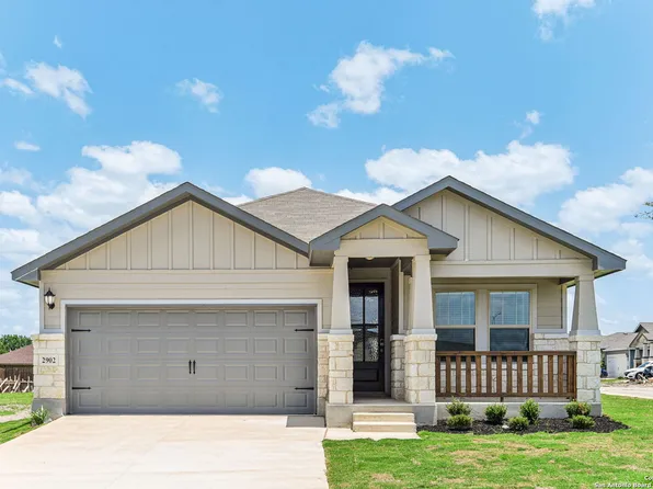 2902 Arabian Way, Converse, TX 78109
