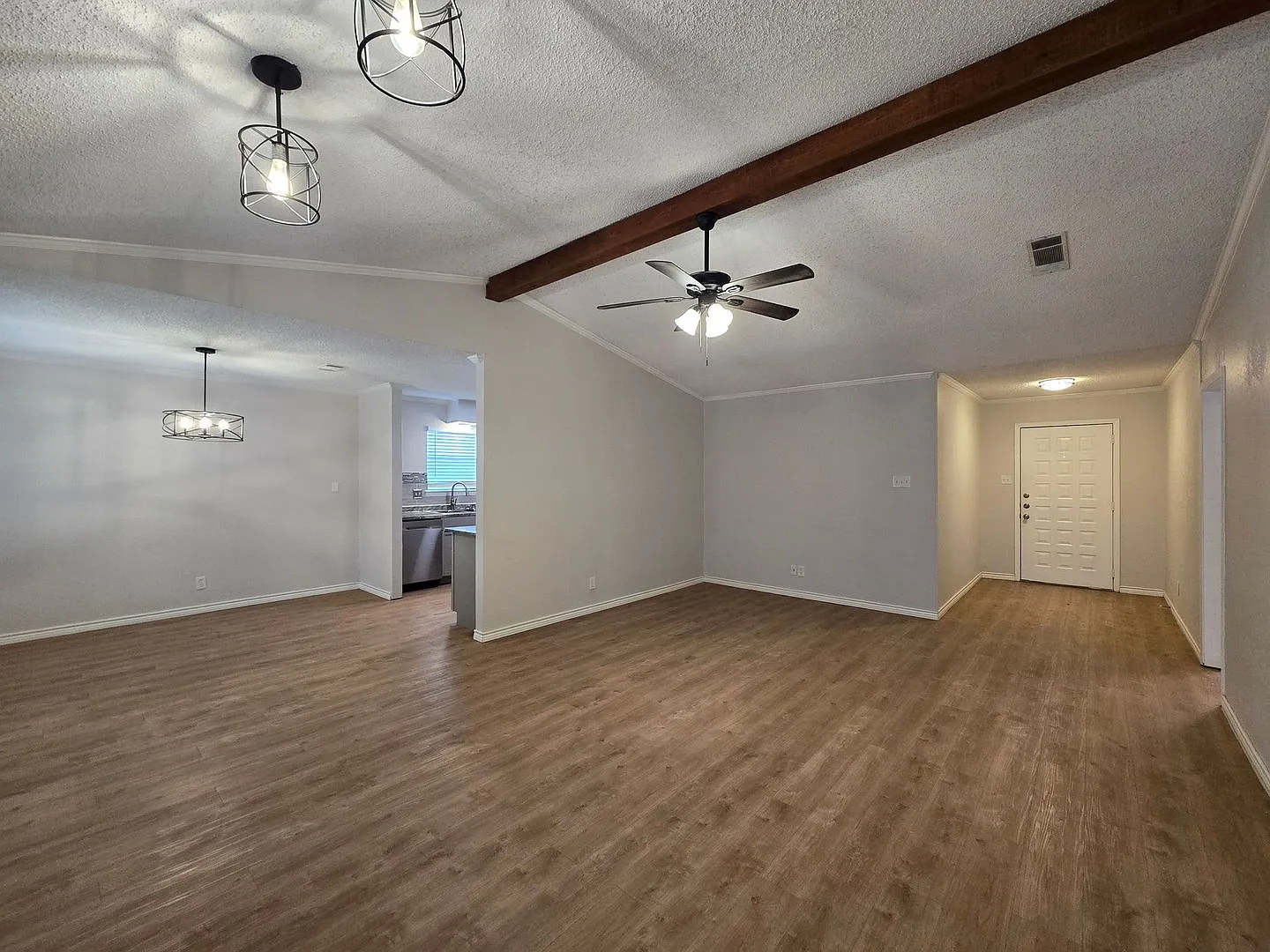 Back To School Rent Special - $250 Gift Card — Photo 3