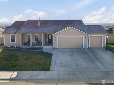 6304 Turf Paradise Drive, Pasco, WA, 99301
