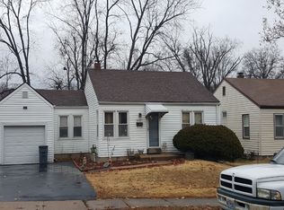 9543 Ridge Ave, Saint Louis, MO 63114