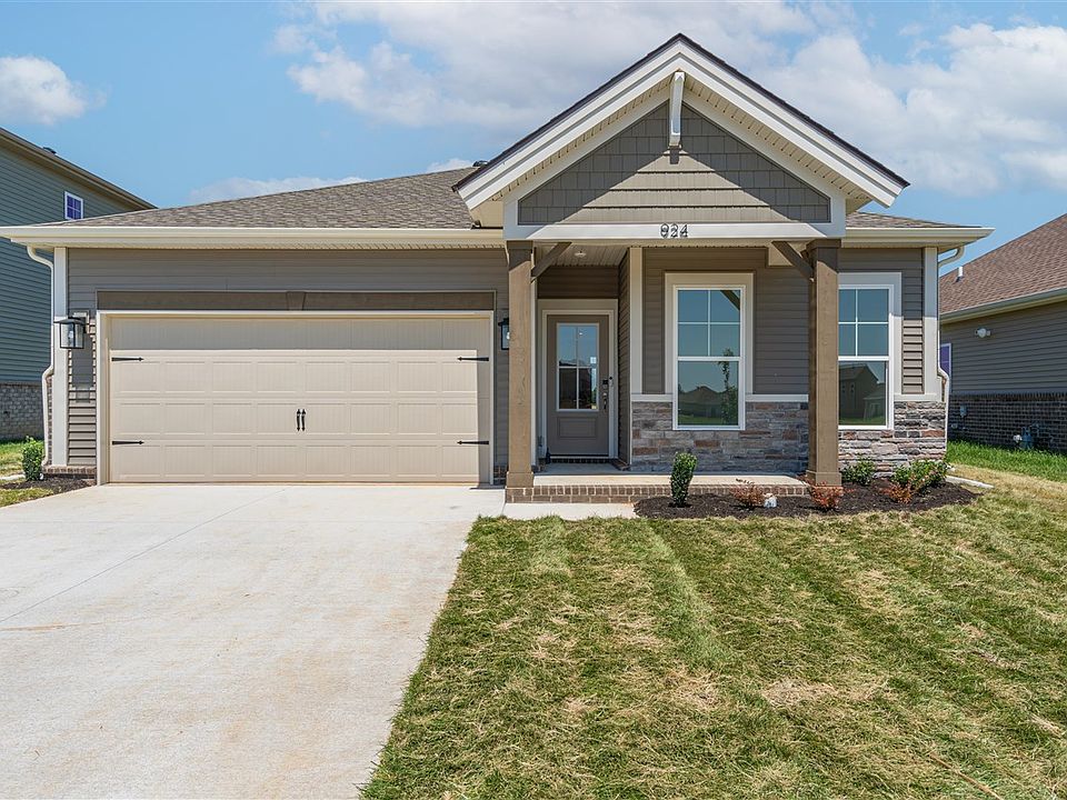 1st image of 924 Anise Ln #178