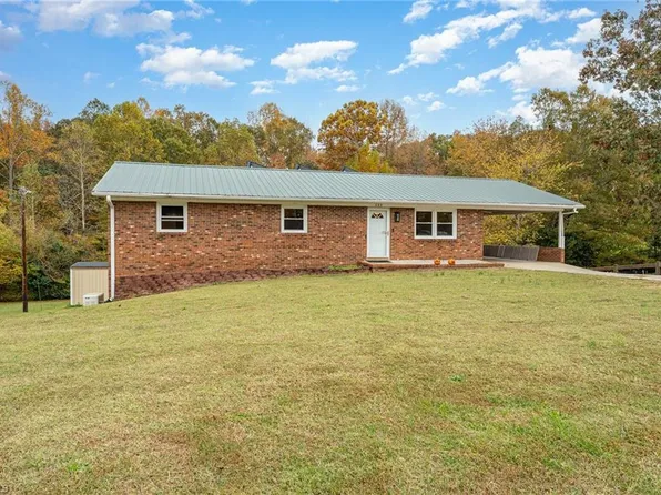 223 Linda Dr, Archdale, NC 27263