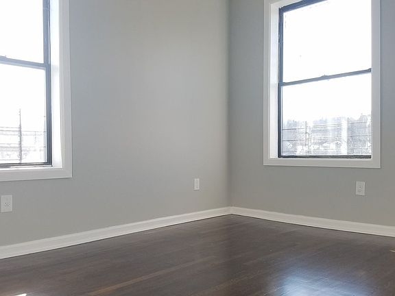 2nd image of 2320 Grand Ave APT 3E