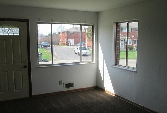 4th image of 5766 Arborwood Ct #A-d