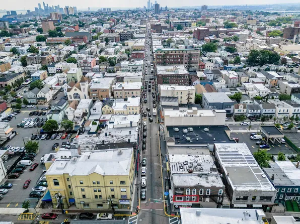 4419 Bergenline Avenue image 13 of 14