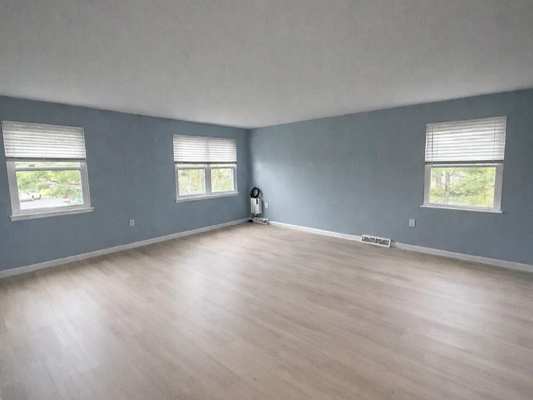 Large Living Room