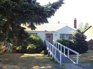 1022 NE 98th St, Seattle, WA 98115