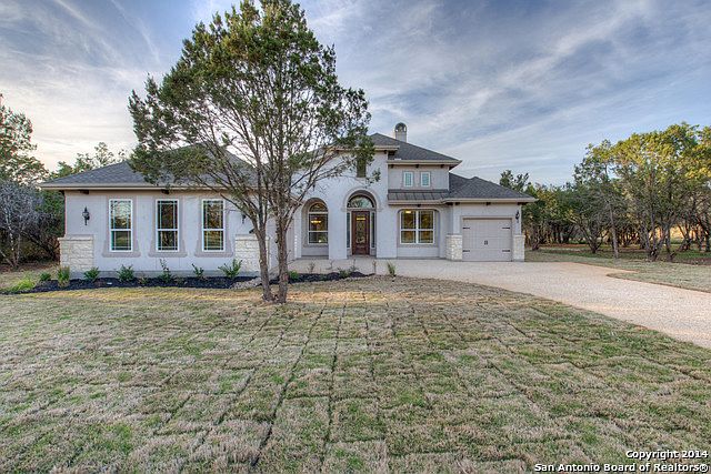 1st image of 918 E WOODLAND OAKS