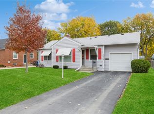 1919 48th St, Des Moines, IA 50310