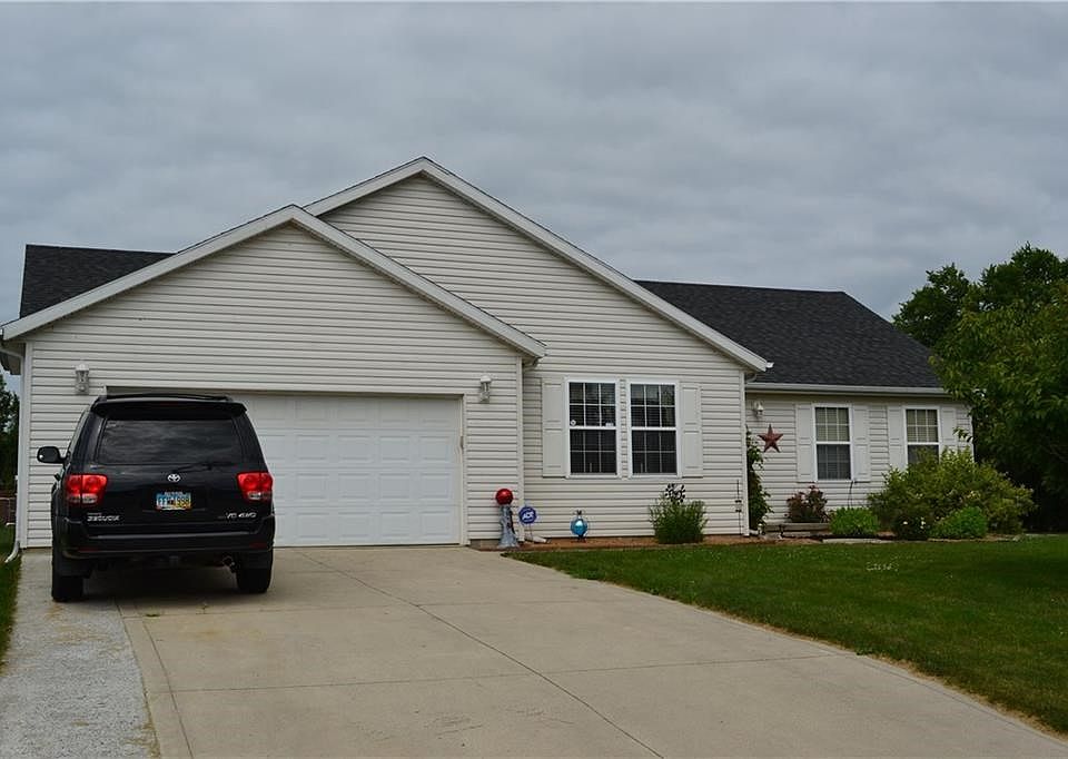 1st image of 144 Lincoln Pl