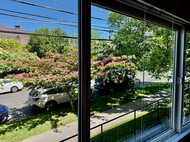 1221 E Olive St #202 — Photo 7