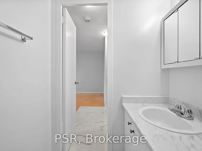 105 Rowena Dr #204 — Photo 11
