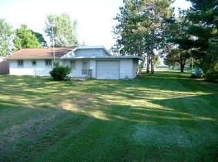 W3035 Johnson Rd, Nekoosa, WI 54457