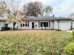 6830 Oakwood Rd, Parma Heights, OH 44130