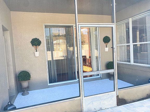 5th image of 408 Cortona Dr