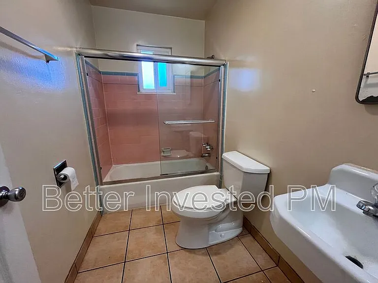 212 Ford St #7 — Photo 5