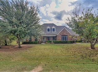 2700 N Hill Ter, Cleburne, TX 76031