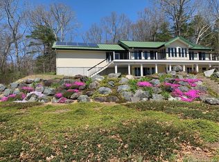 977 Voluntown Rd, Griswold, CT 06351