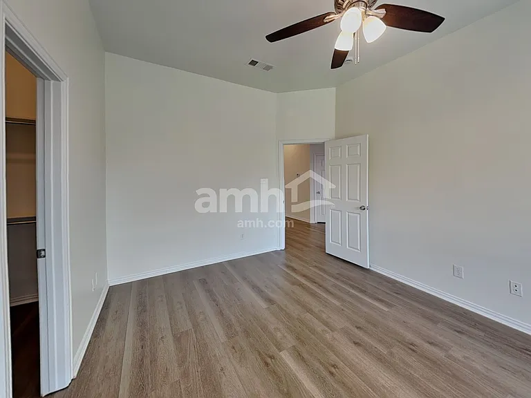 1208 Marchant Pl — Photo 11
