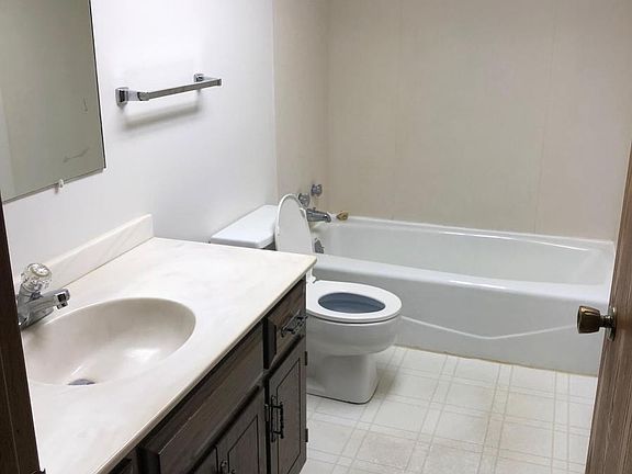2nd image of 358 Twilight Dr APT 1