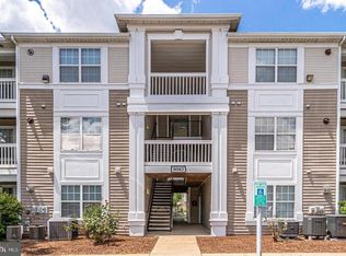 8083 Lacy Dr APT 304, Manassas, VA 20109