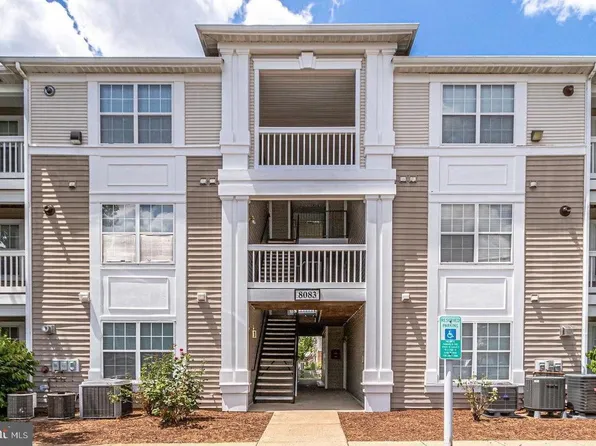 8083 Lacy Dr APT 304, Manassas, VA 20109