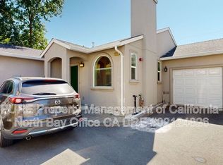 1220 Carr Ave, Santa Rosa, CA 95404