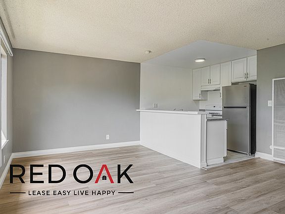 4th image of 227 E Avenue 41 #307