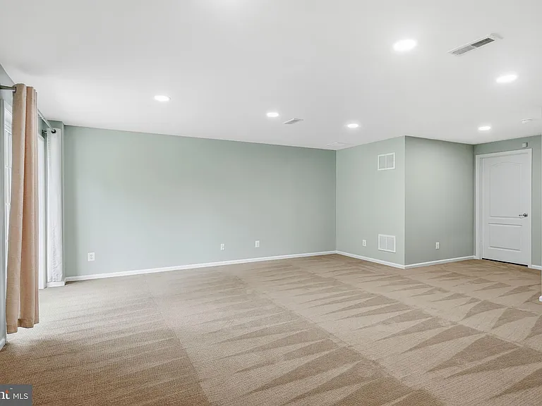 53 Overlook Dr — Photo 48