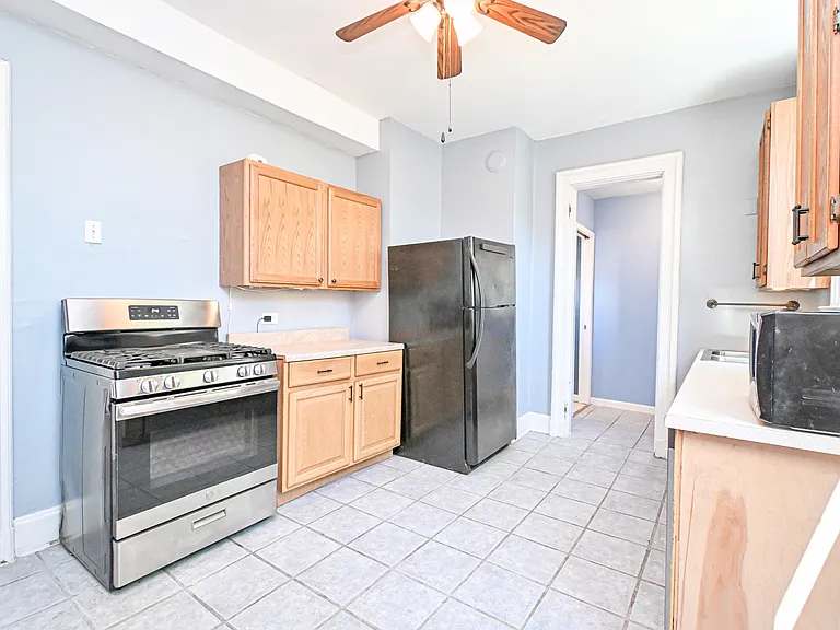 4264 Williamson Pl #2 — Photo 3