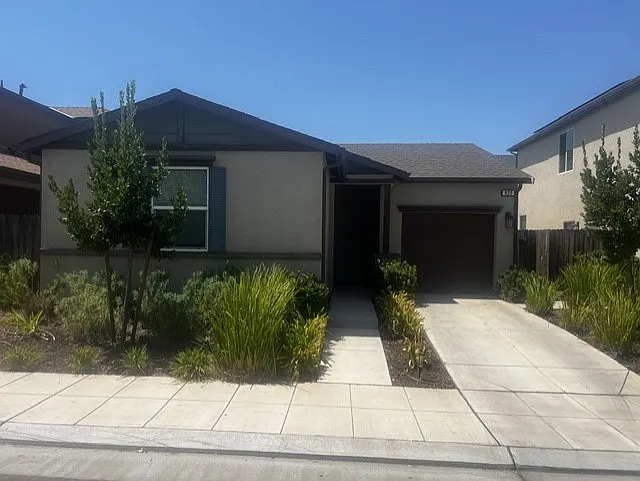820 El Dorado Ave — Photo 1