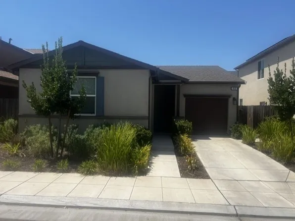 820 El Dorado Ave, Clovis, CA 93619