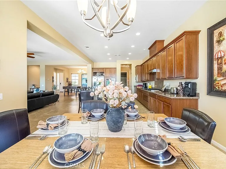 40834 Adriatico Ct — Photo 12