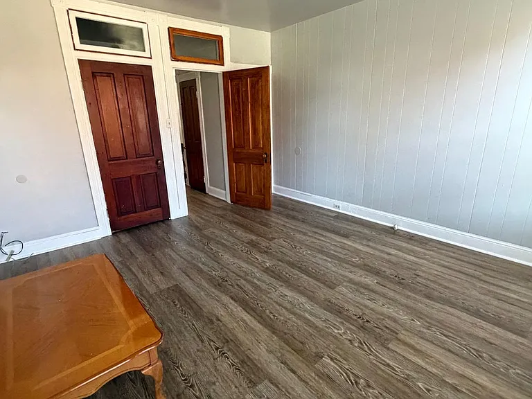 2753 Rayner Ave — Photo 10